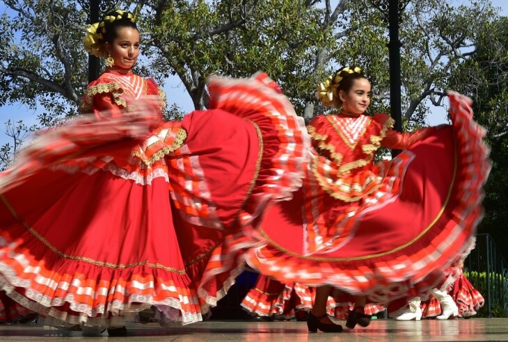 Striptiz Biz millermiz Striptiz Biz millermiz